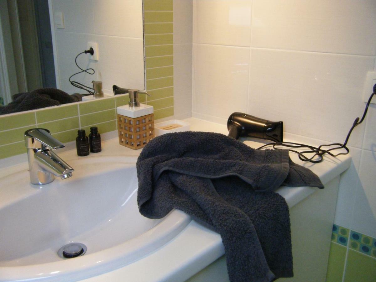 Les Chambres Du Manoir De Kerhel Locoal-Mendon Luaran gambar